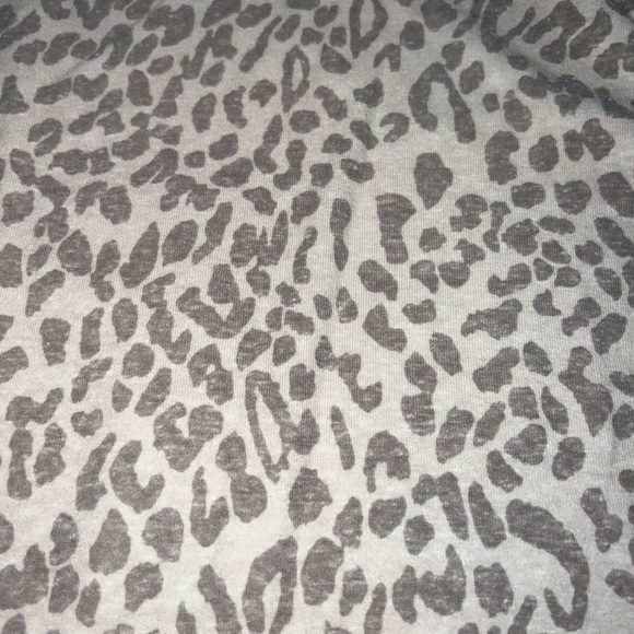 cheetah print top - Picture 2 of 4